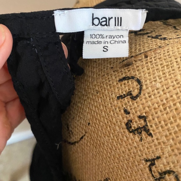 The Limited Sze 8 cream skirt w/bonus top included - Picture 4 of 10